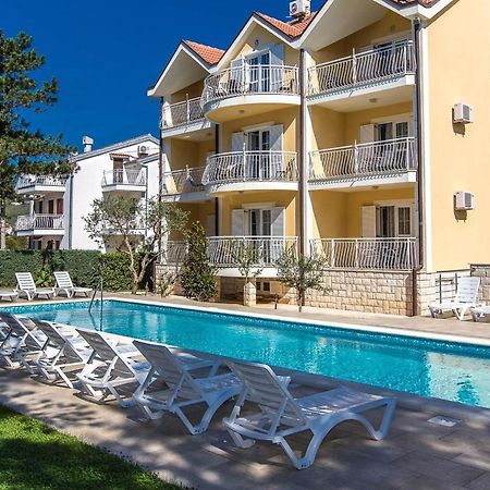 Apartments With A Swimming Pool Jadranovo, Crikvenica - 5521 Dış mekan fotoğraf